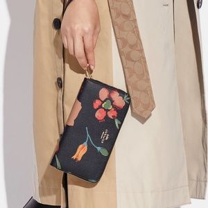 COACH Long Zip Around Wallet With Dreamy Land Floral Print BRAND NEW WITH TAGS